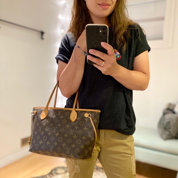 Authentic Louis Vuitton Monogram ‘Neverfull’ PM - Picture 13 of 15